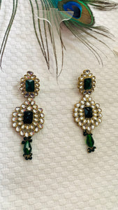 Kundan and Green / emerald colour stone Earrings