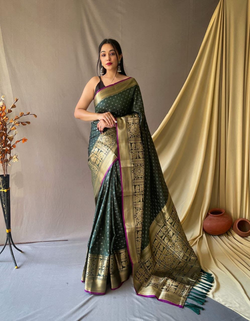 Silk saree with zari weaving