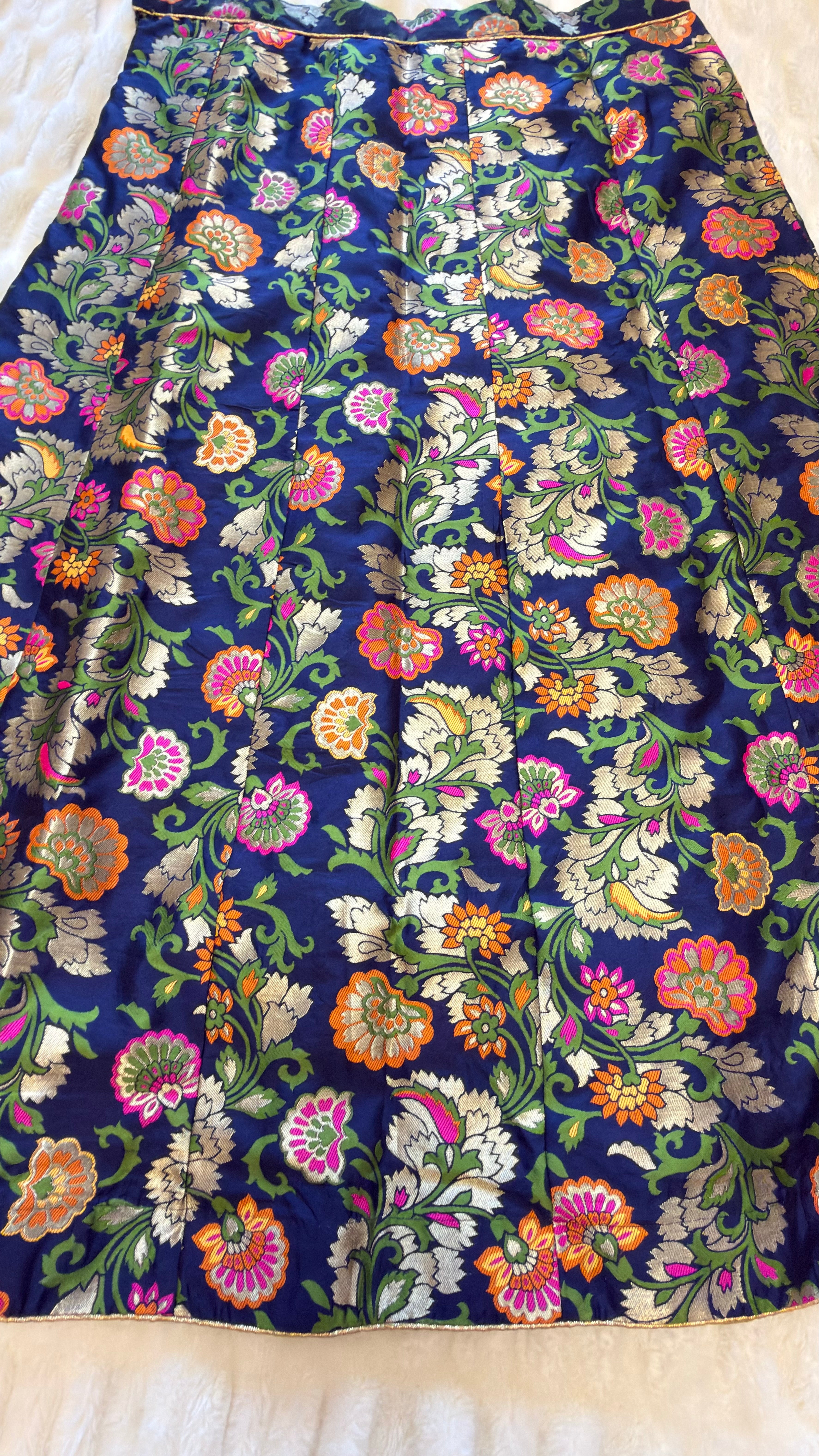Banarasi Silk Skirt with Floral Brocade Weaving – Traditional Ethnic Wear