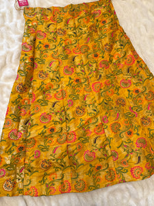 Yellow Banarasi Silk Skirt with Floral Brocade Weaving – Traditional Ethnic Wear (handloom weaving)