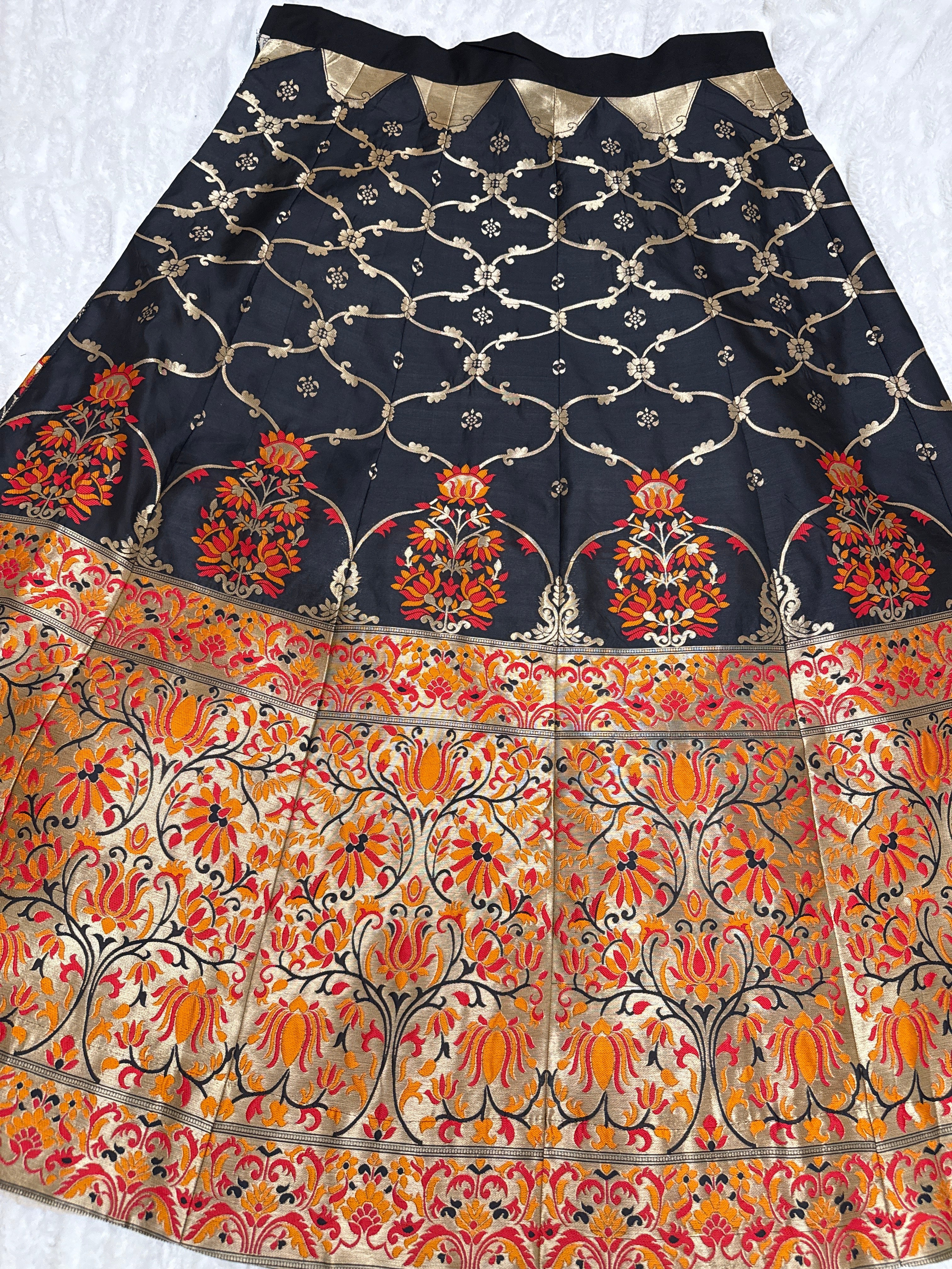 Banarasi skirt/ lehenga
