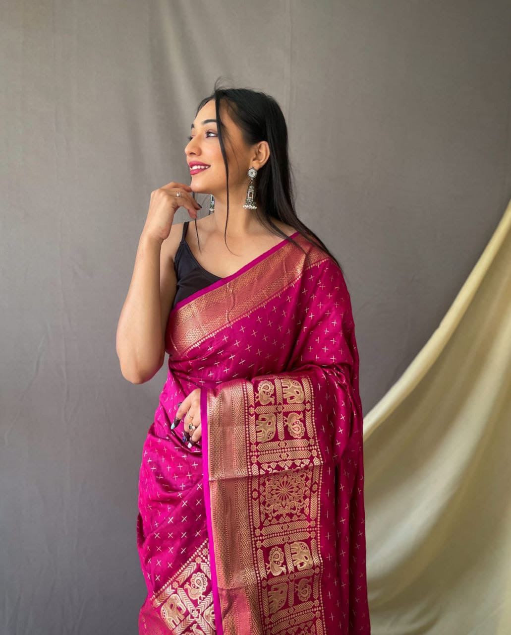 Silk saree with zari weaving