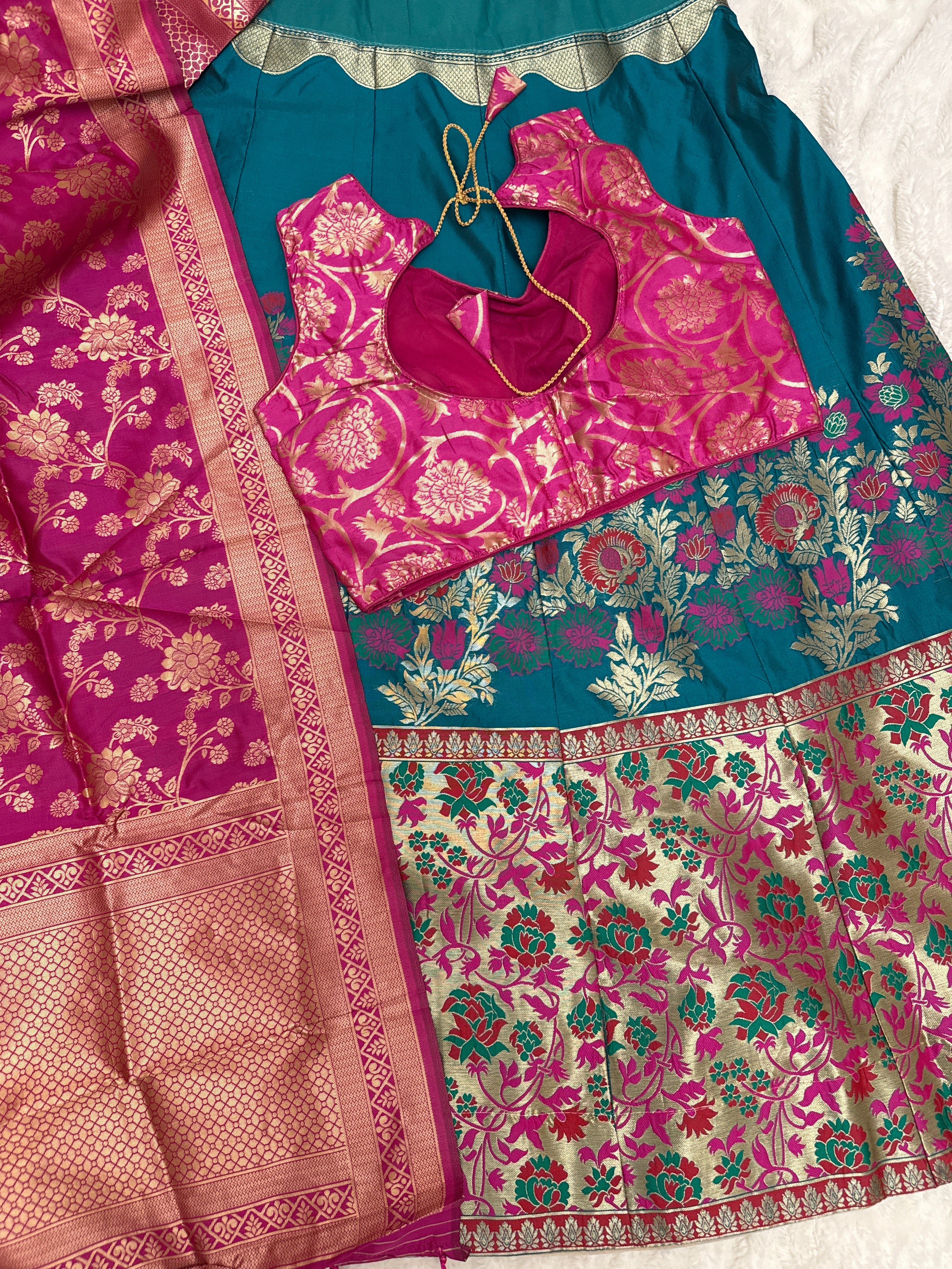 Banarasi Lehenga choli with dupatta