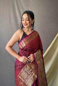 Silk saree with zari weaving