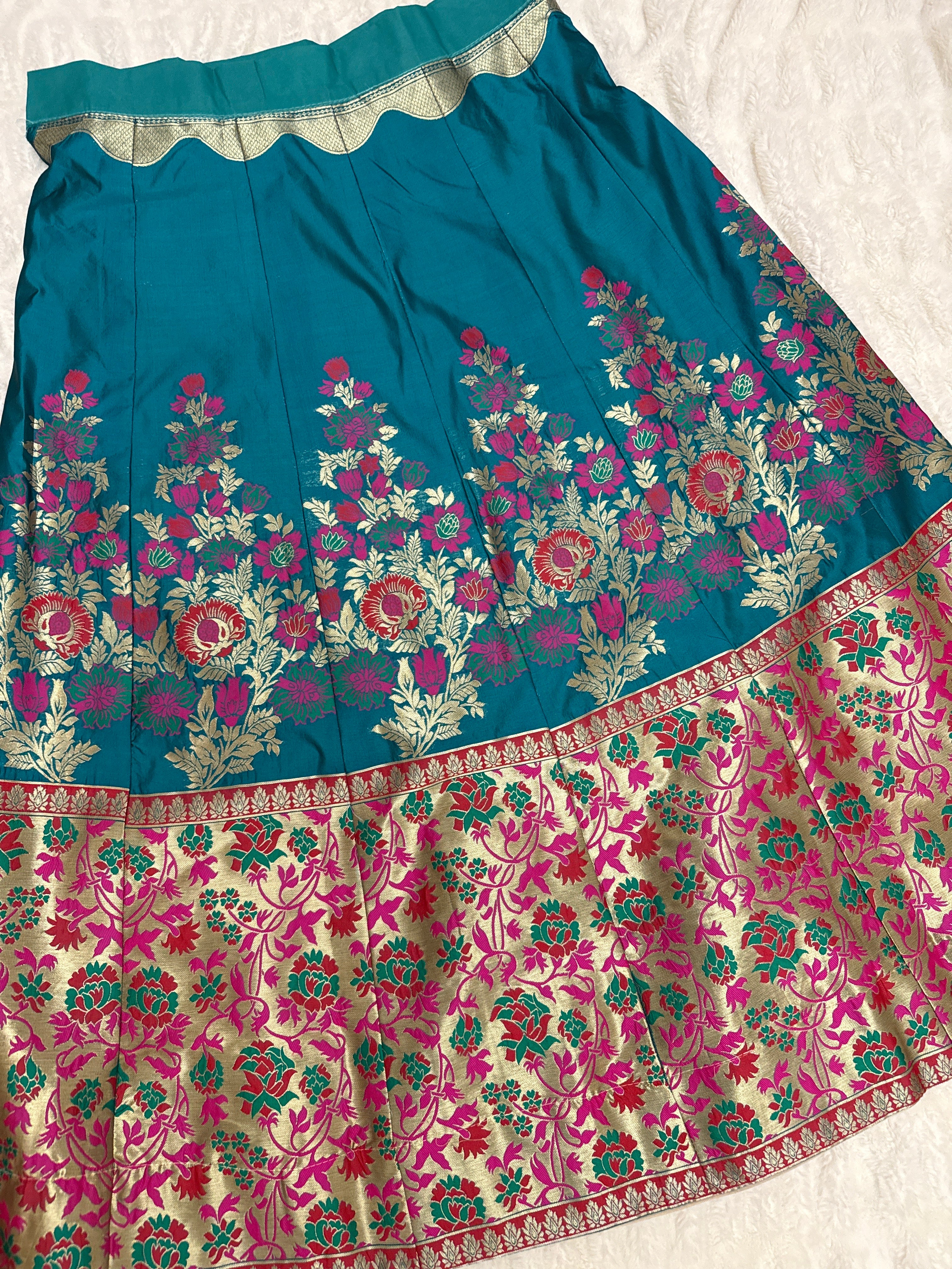 Banarasi Lehenga choli with dupatta