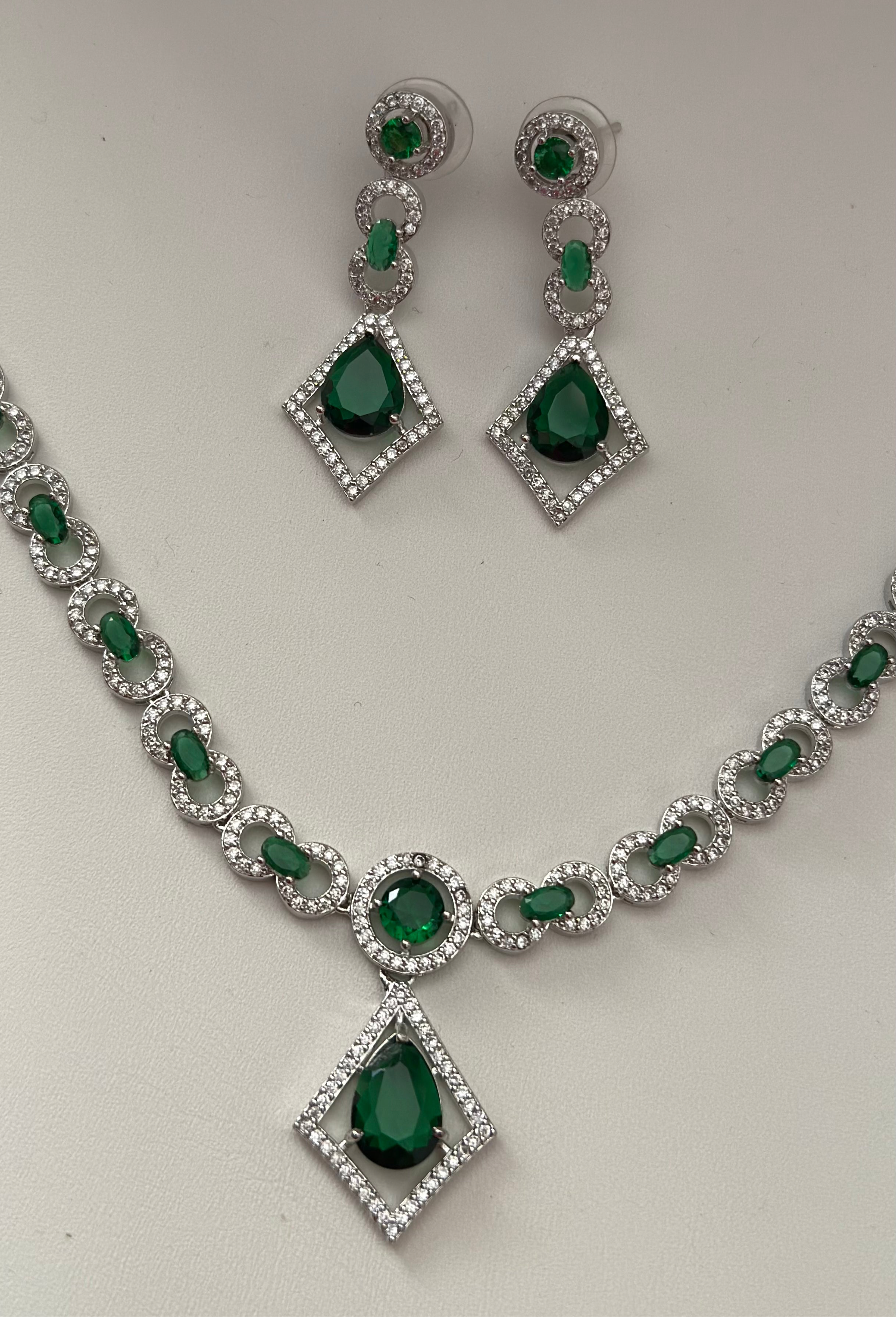 Maisha - emerald / green Elegant Cubic Zirconia Necklace Set – Sparkling Bridal & Party Wear Jewellery