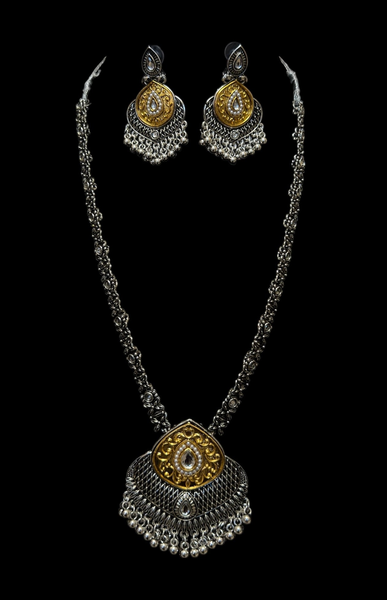 Two tone necklace and jhumka earring set