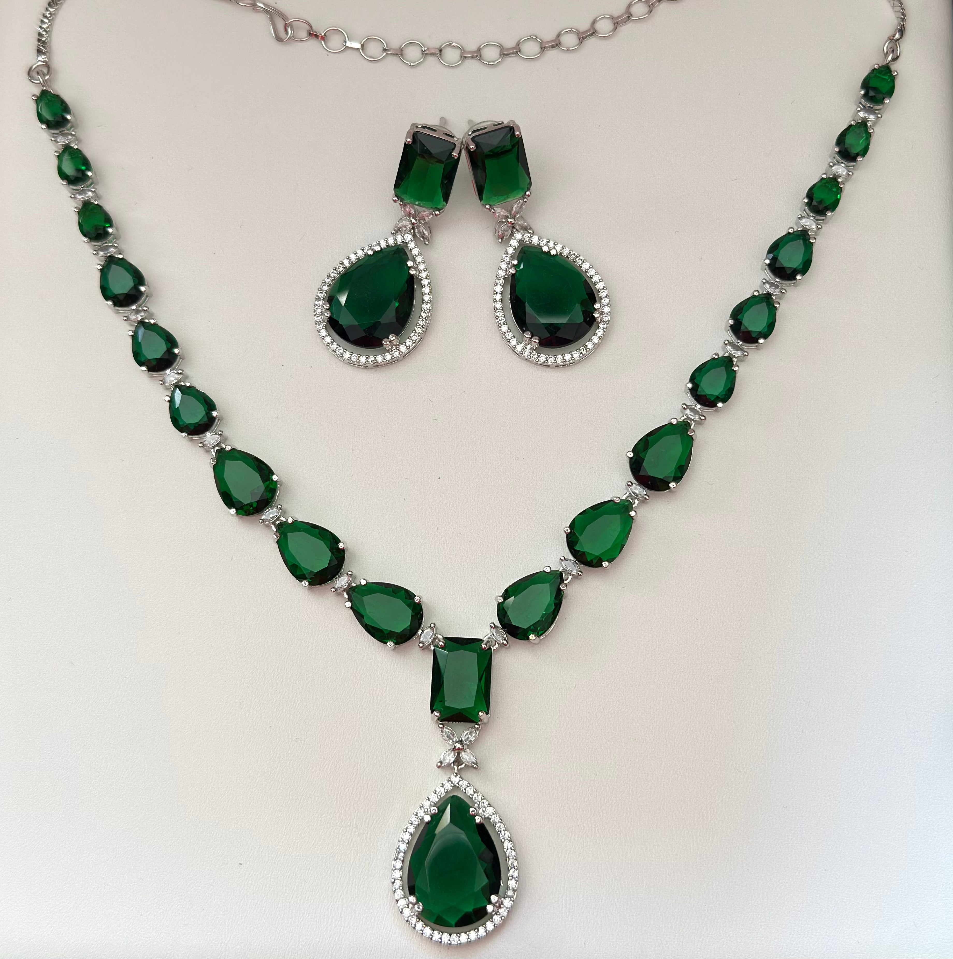 Neha - emerald / green Elegant Cubic Zirconia Necklace Set – Sparkling Bridal & Party Wear Jewellery